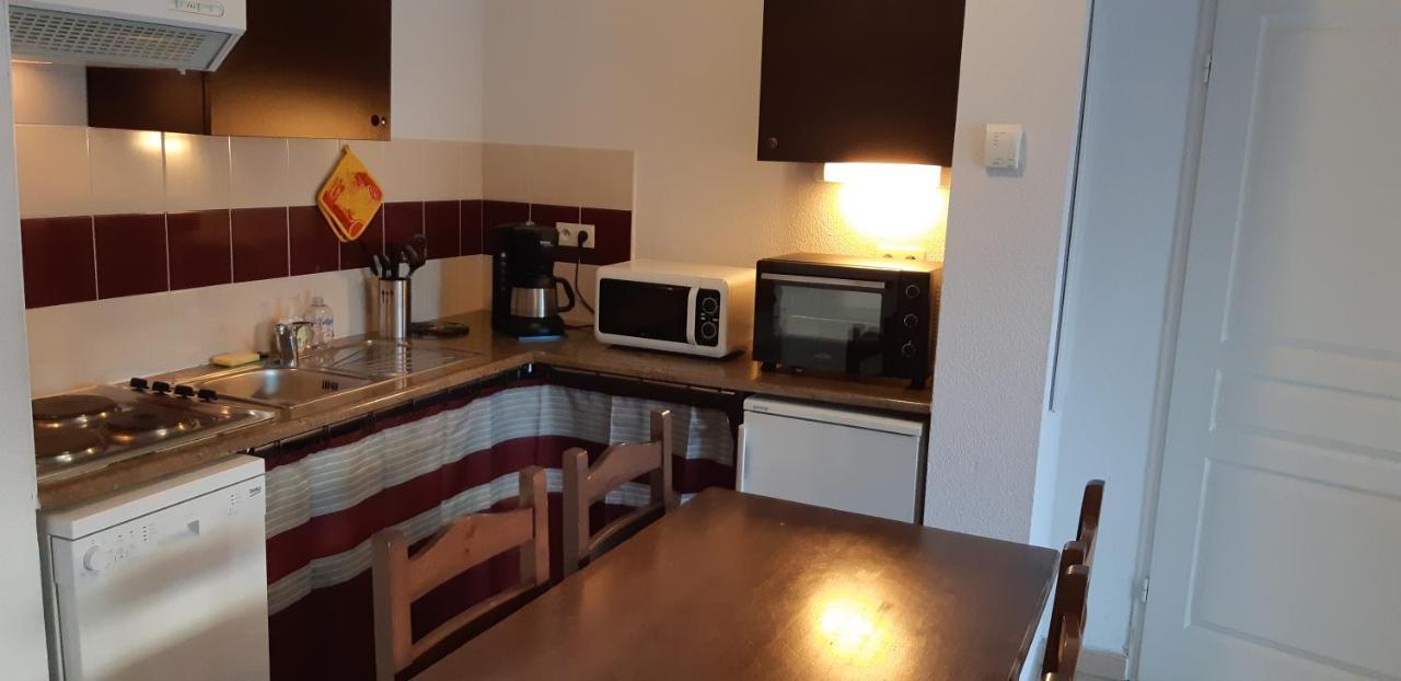 Charmant Logement Avec Piscine Bergerac Exterior foto